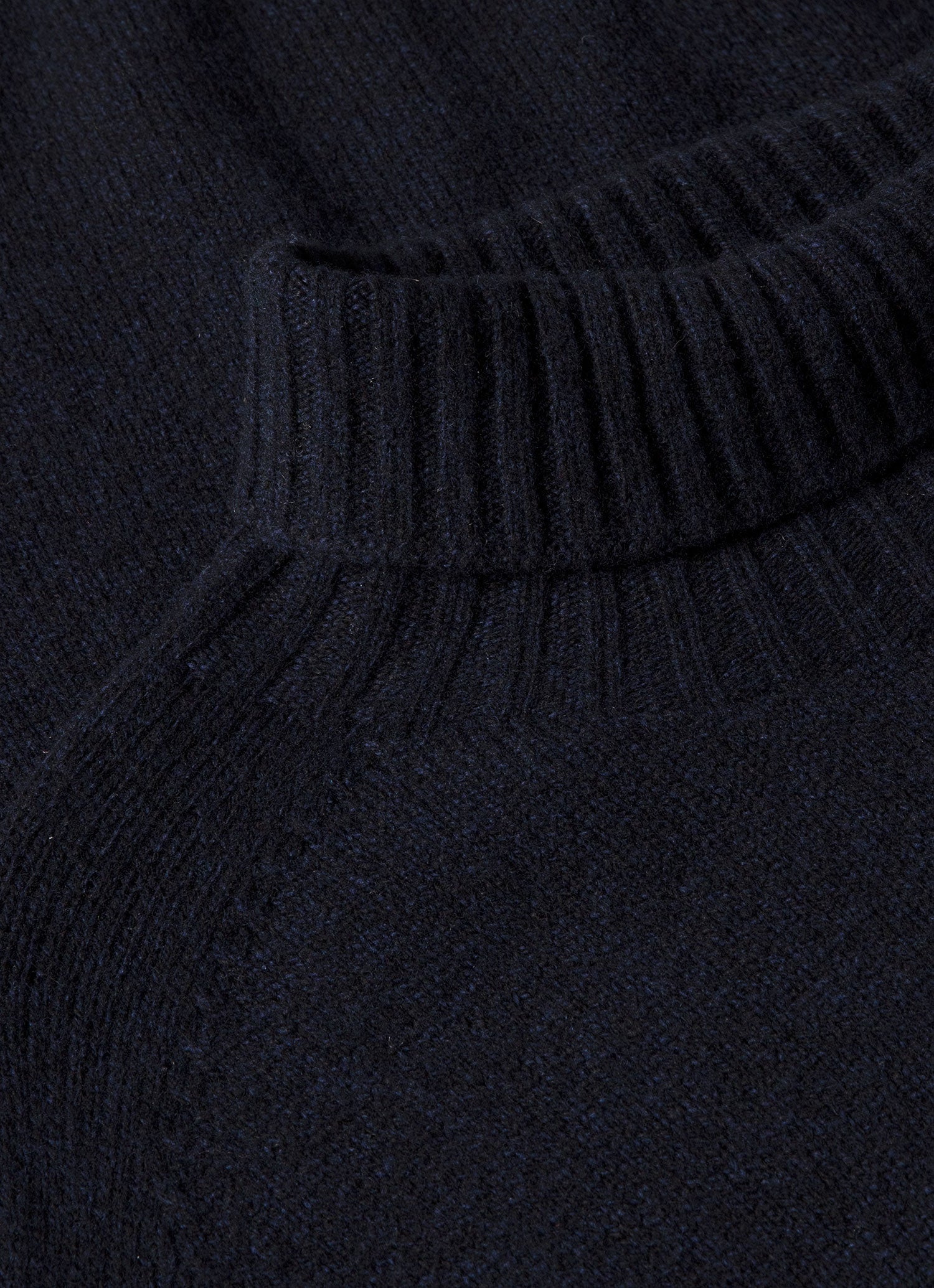 Men's Lambswool Roll Neck in Dark Navy Mouline