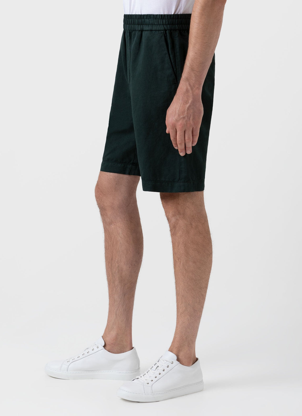 Men's Cotton Linen Drawstring Shorts in Seaweed