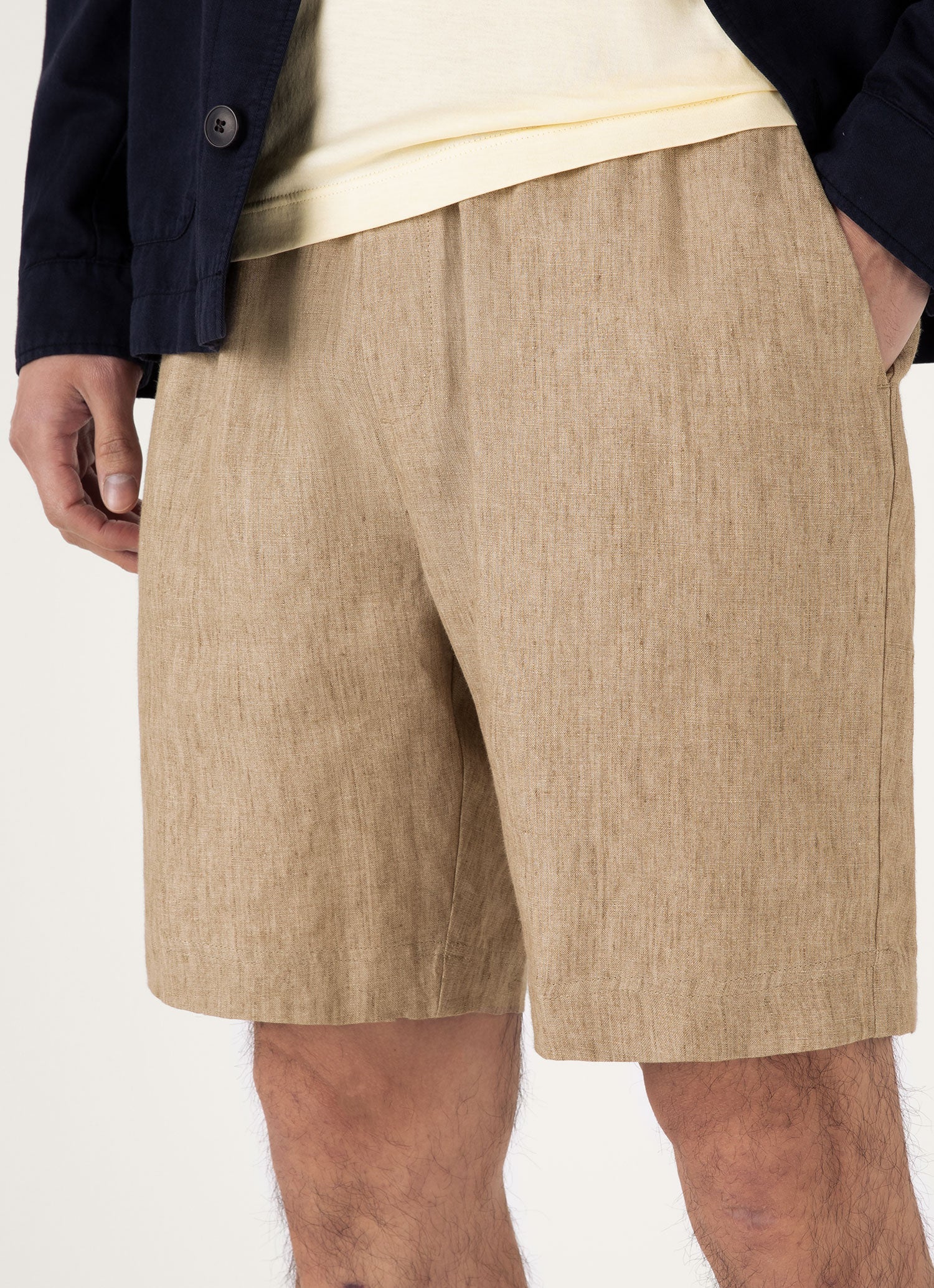 Men's Linen Drawstring Short in Dune Melange