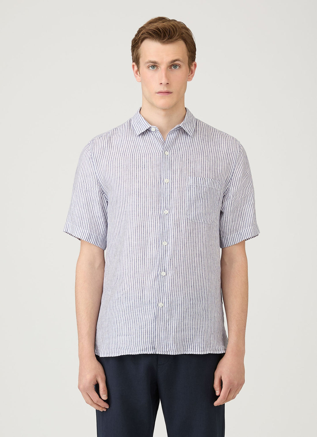 Men's Short Sleeve Linen Shirt in White/Navy