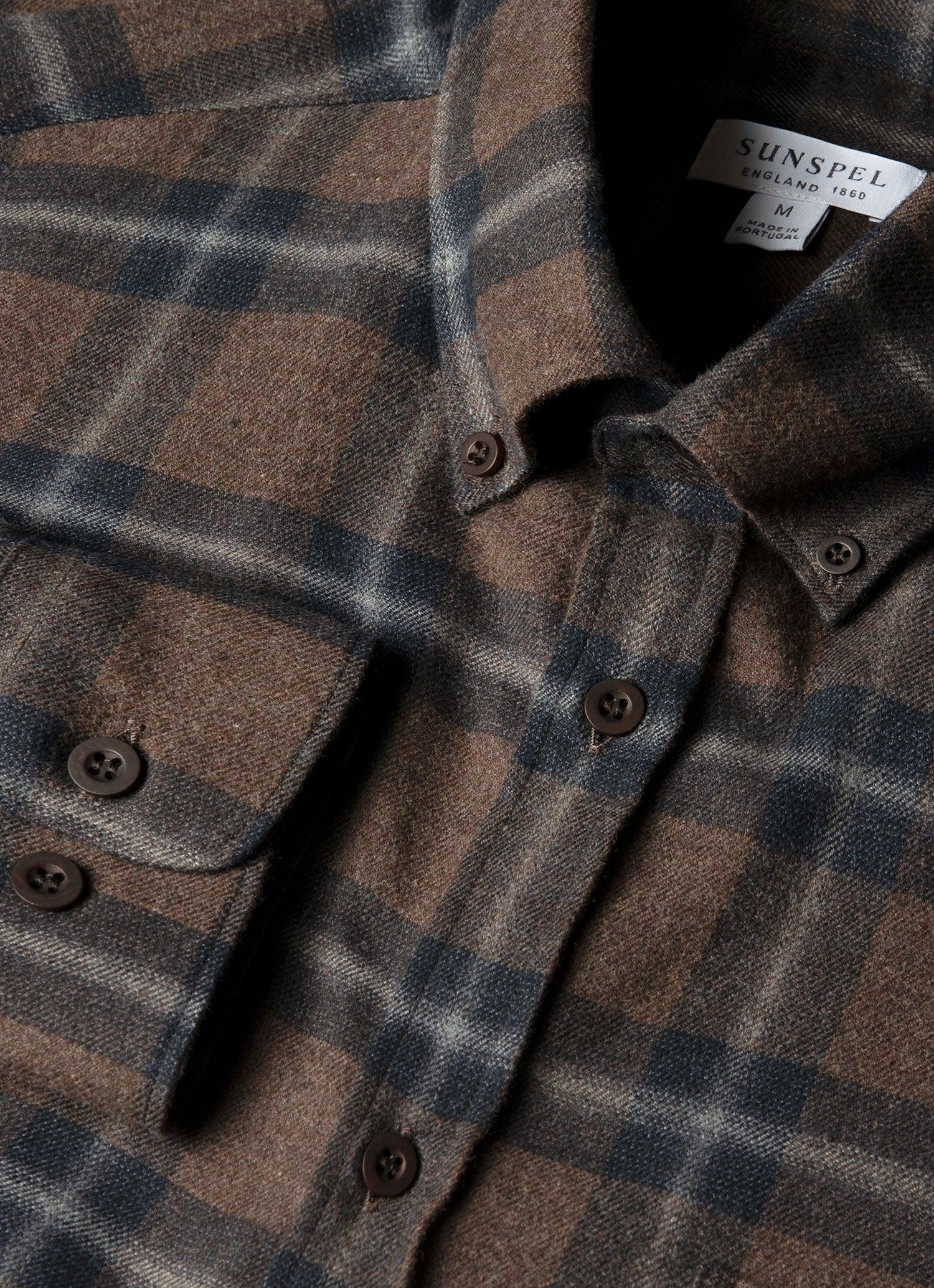 Men's Button Down Flannel Shirt in Bark Check