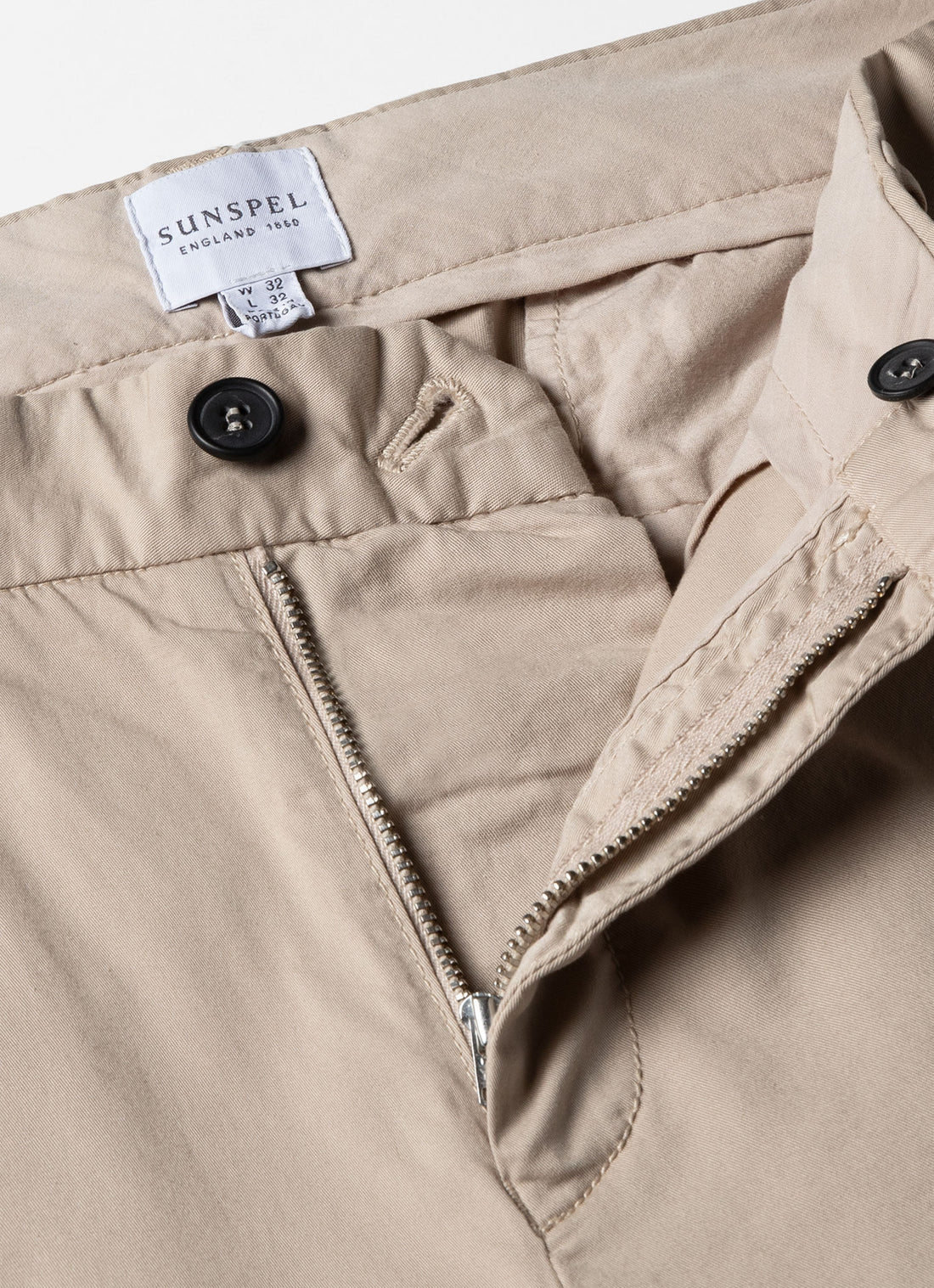 Men's Regular Fit Stretch Chino in Light Stone