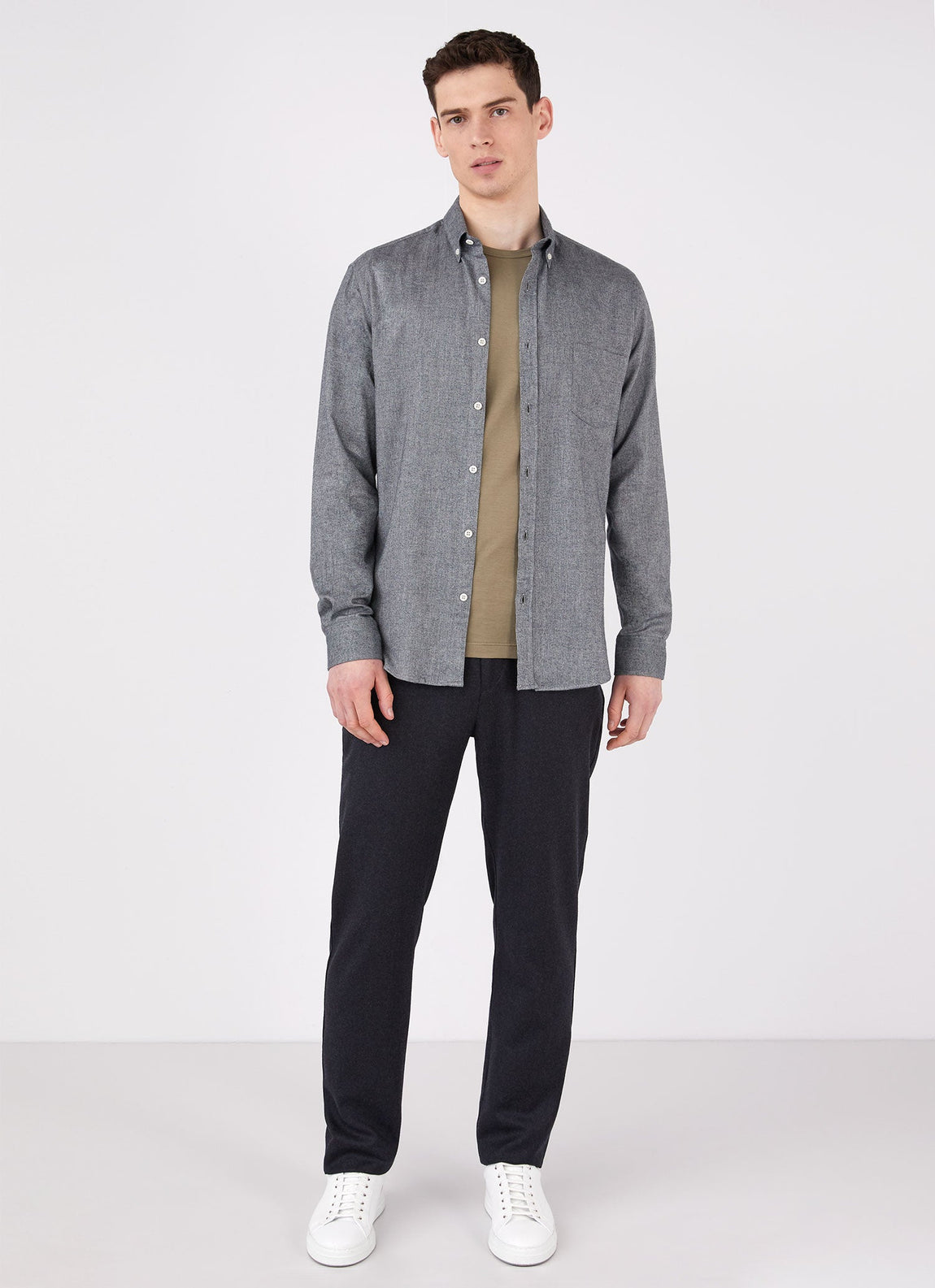 Men's Classic T-shirt in Caper