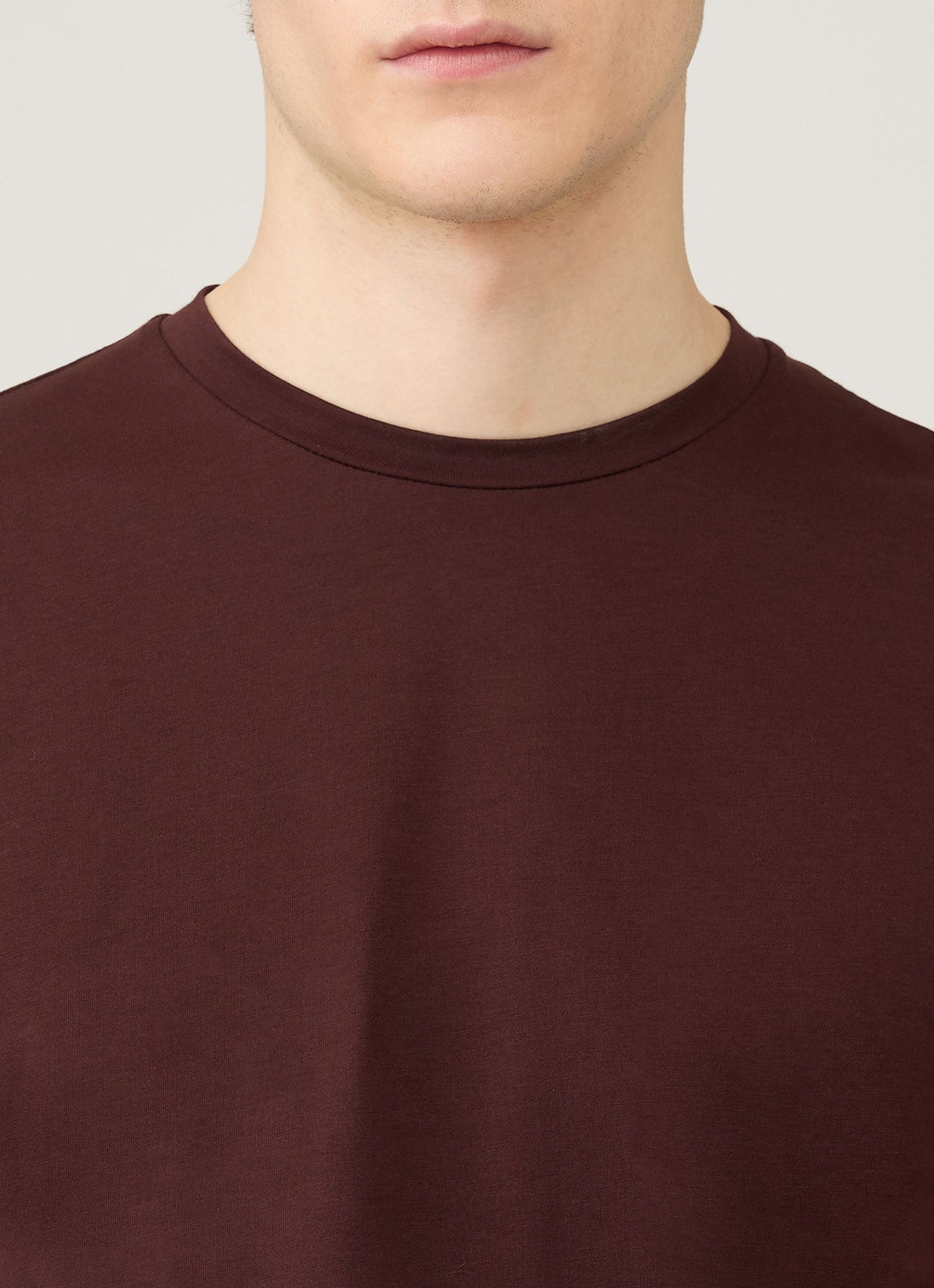Men's Riviera Midweight T-shirt in Bakelite