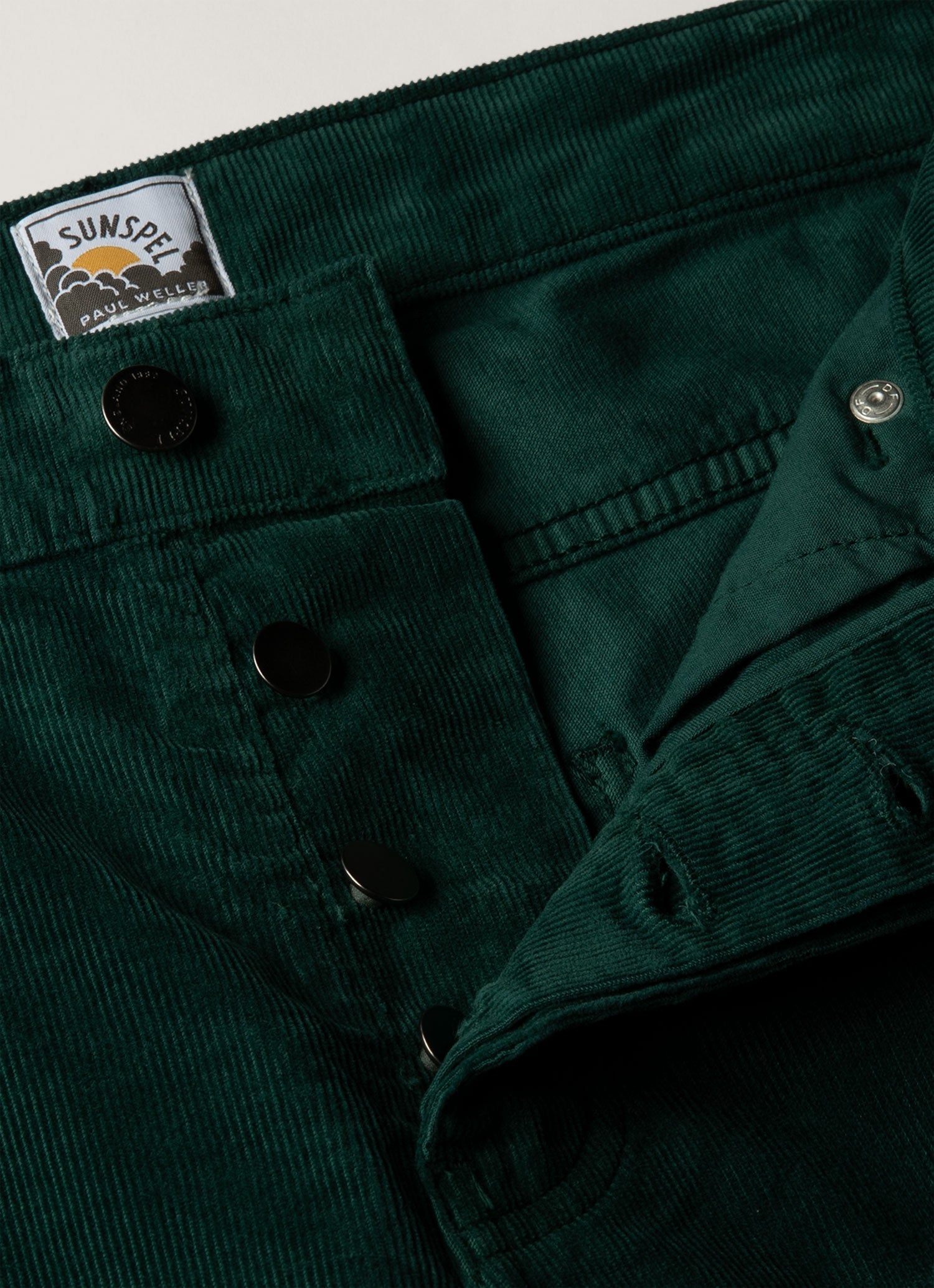 Men's Sunspel x Paul Weller Corduroy Trouser in Forest