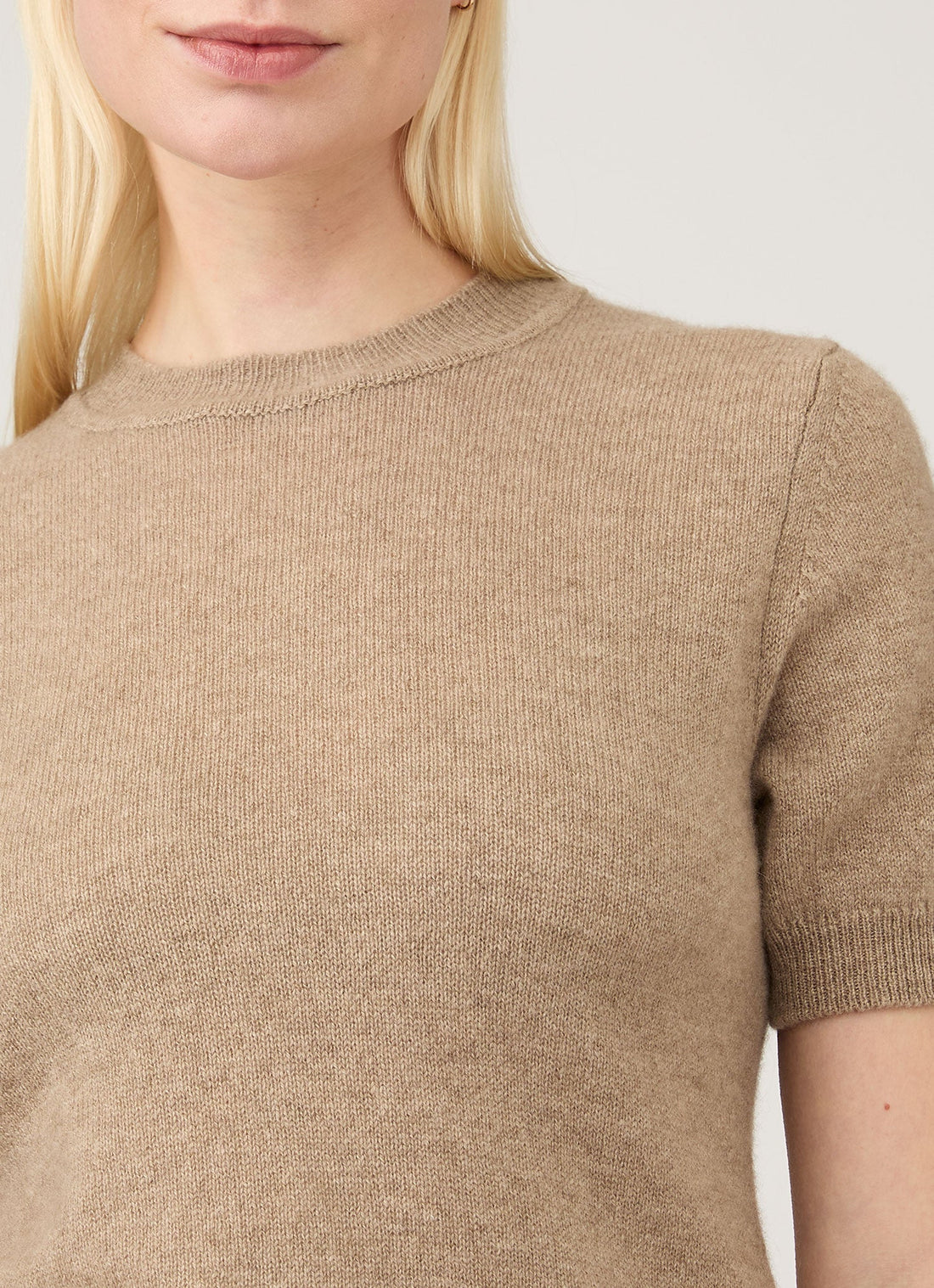 Women's Cashmere T-Shirt in Mink