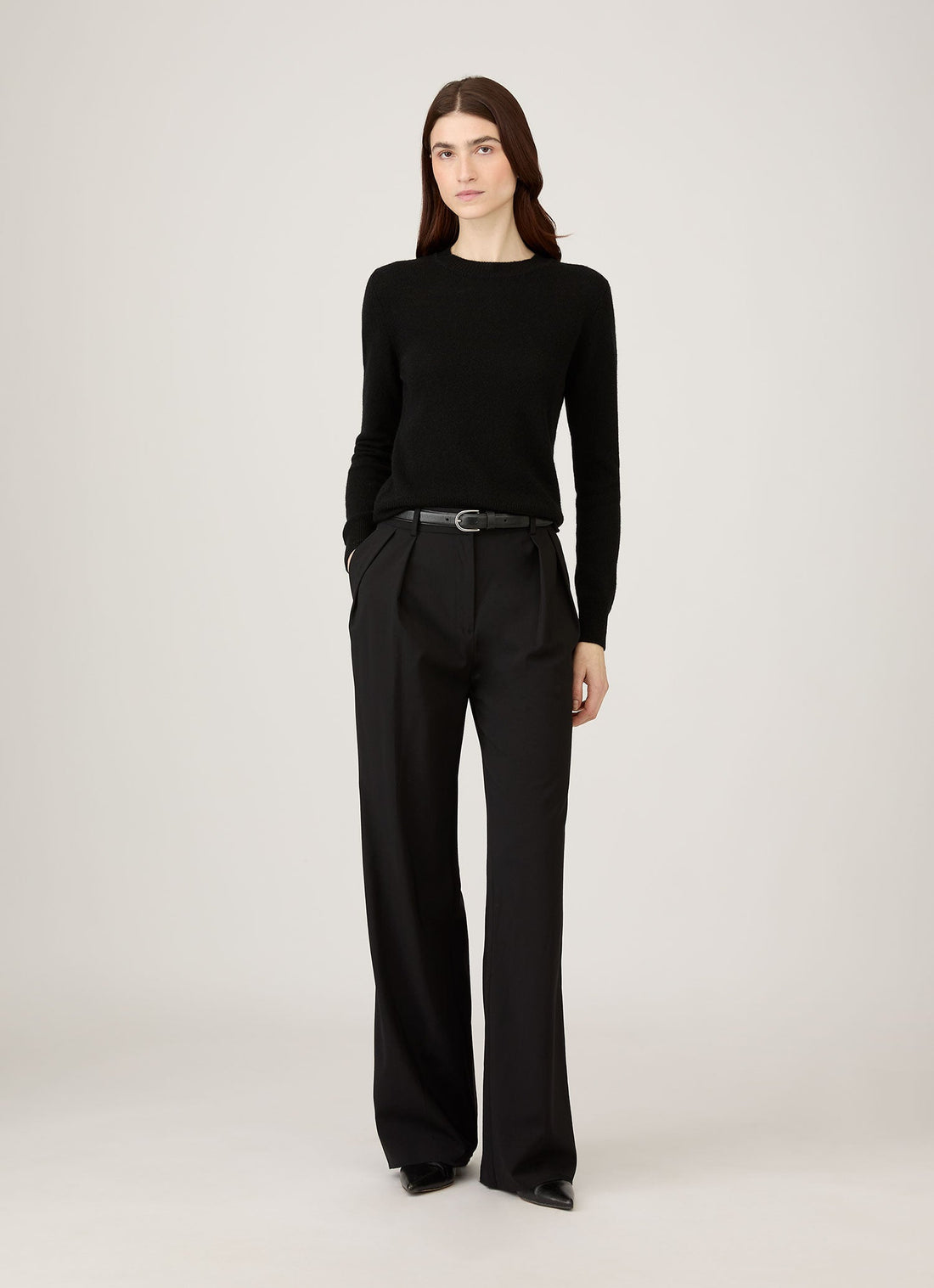 Women's Cashmere Jumper in Black