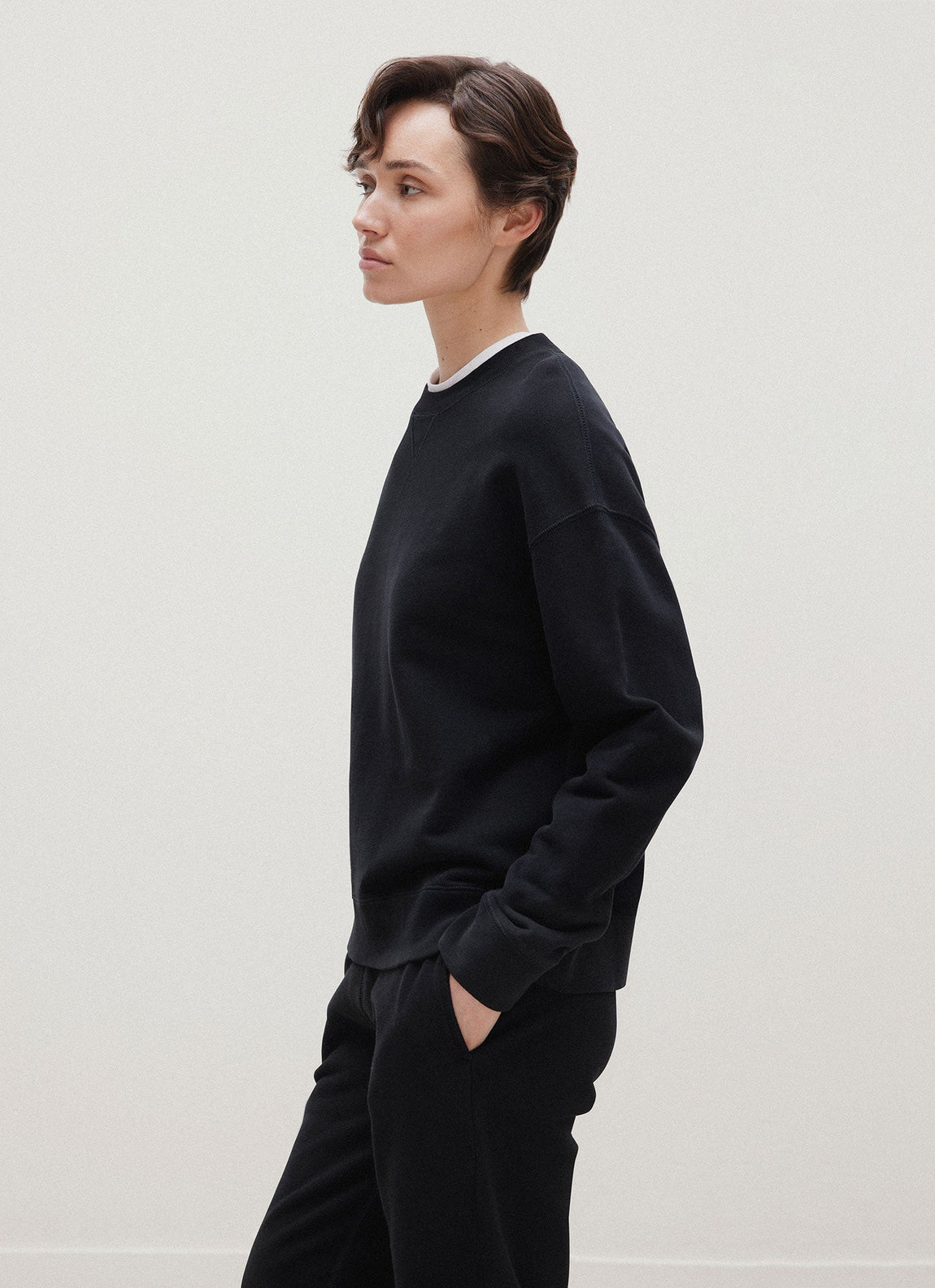 Women's Relaxed Loopback Sweatshirt in Black