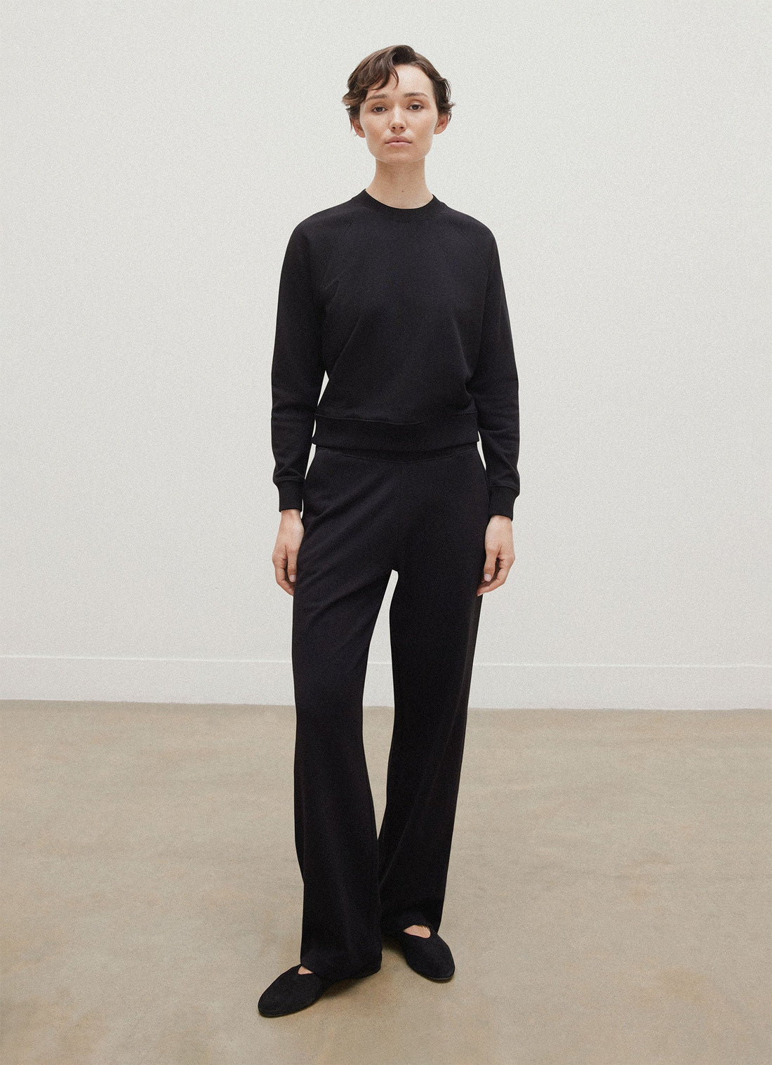 Women's Supima Loopback Sweatshirt in Black