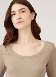 Women's Ribbed Scoop Neck T-shirt in Mink