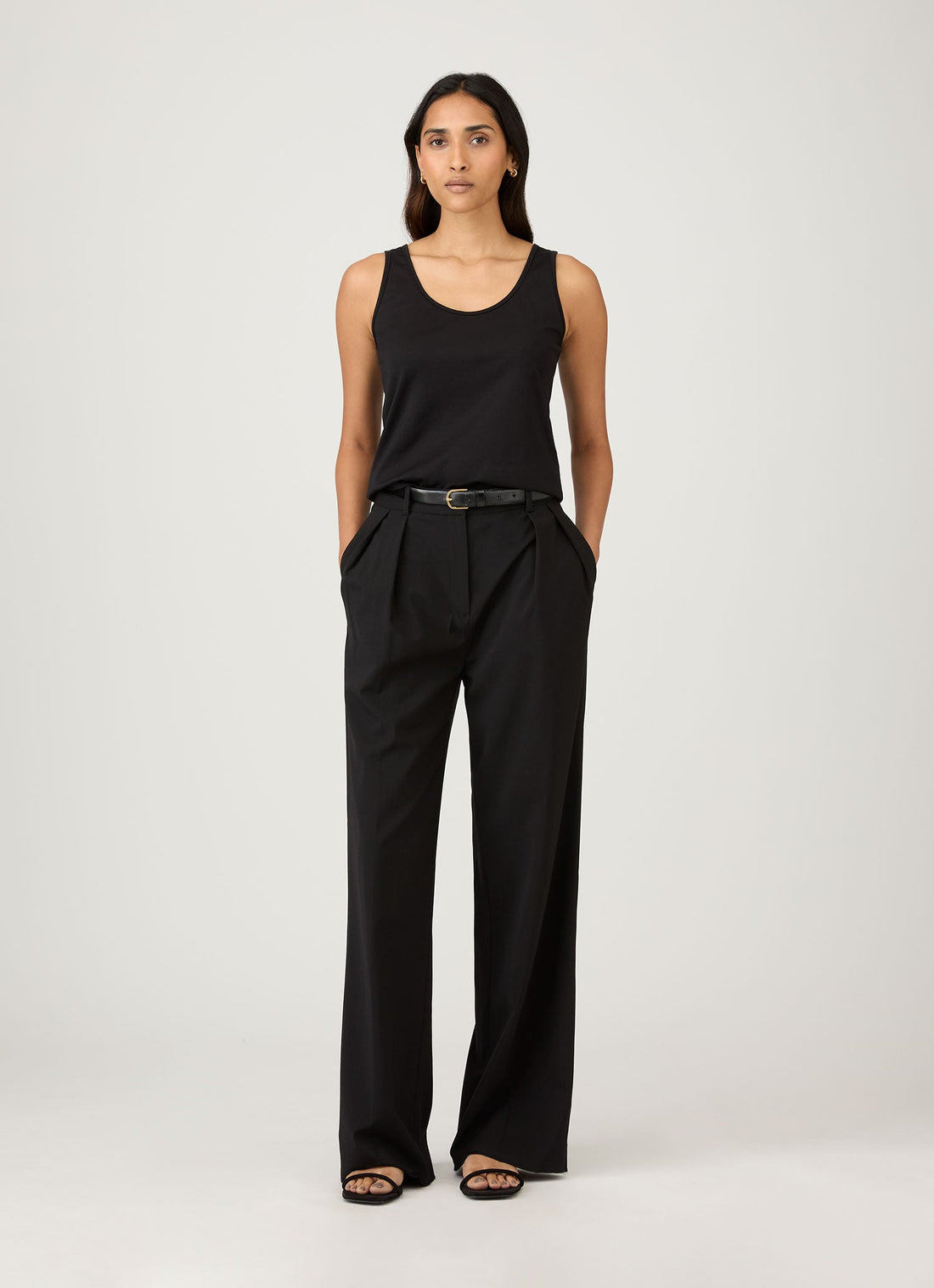 Women's Classic Vest in Black