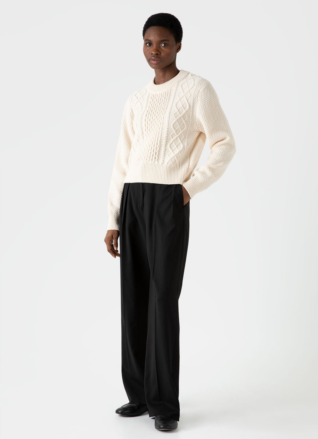 Women's Cable Knit Jumper in Ecru