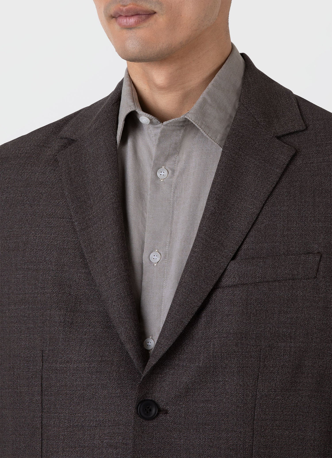 Men's Lightweight Travel Wool Two-Piece Suit in Light Coffee Melange