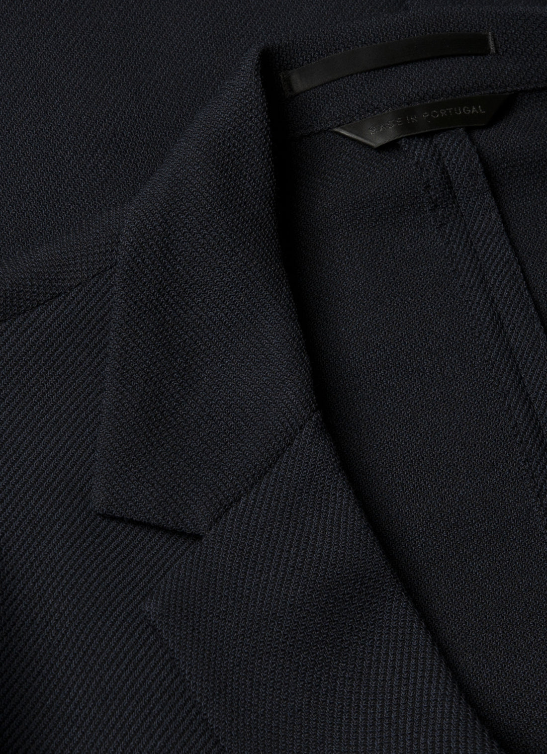 Men's Textured Wool Blazer in Navy