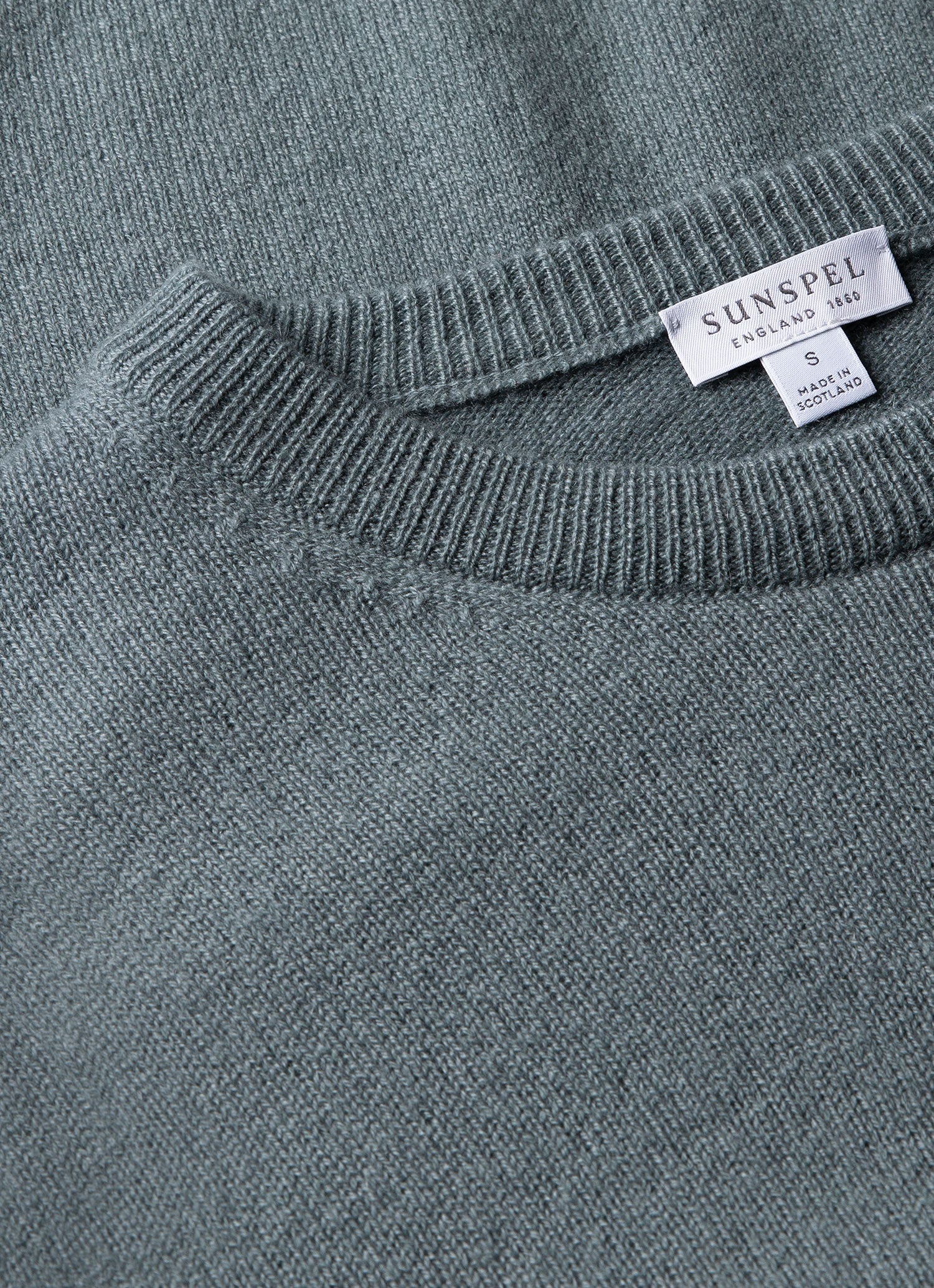 Men's Cashmere Crew Neck Jumper in Smoke Green