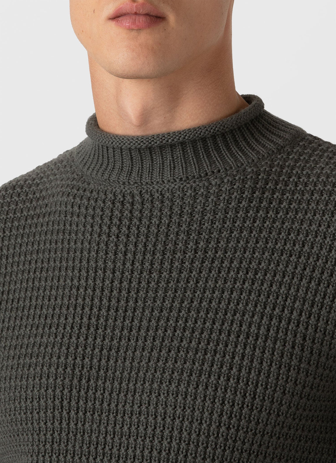 Men's Merino Fisherman Jumper in Khaki