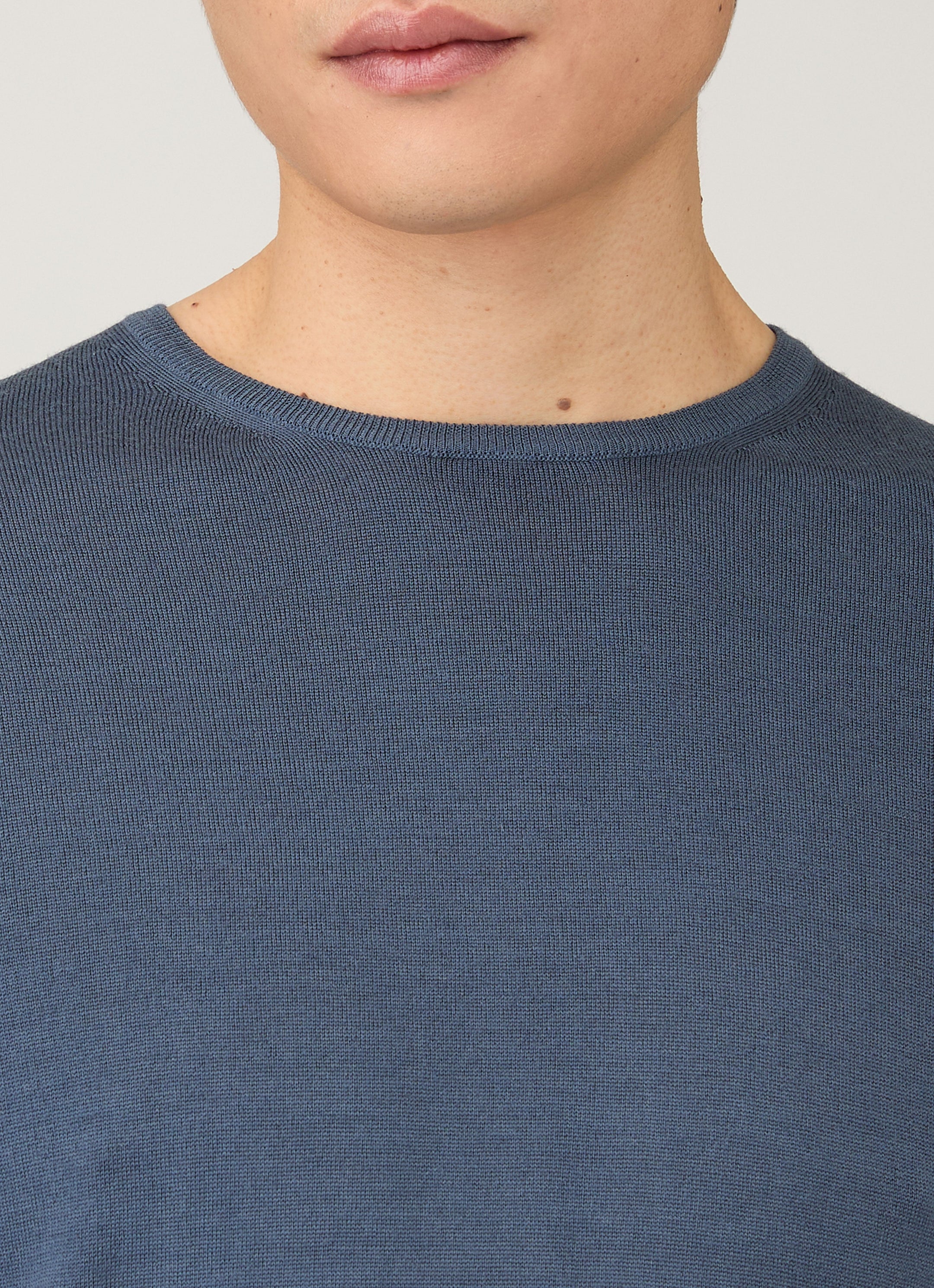 Men's Extra-Fine Merino Jumper in Slate Blue