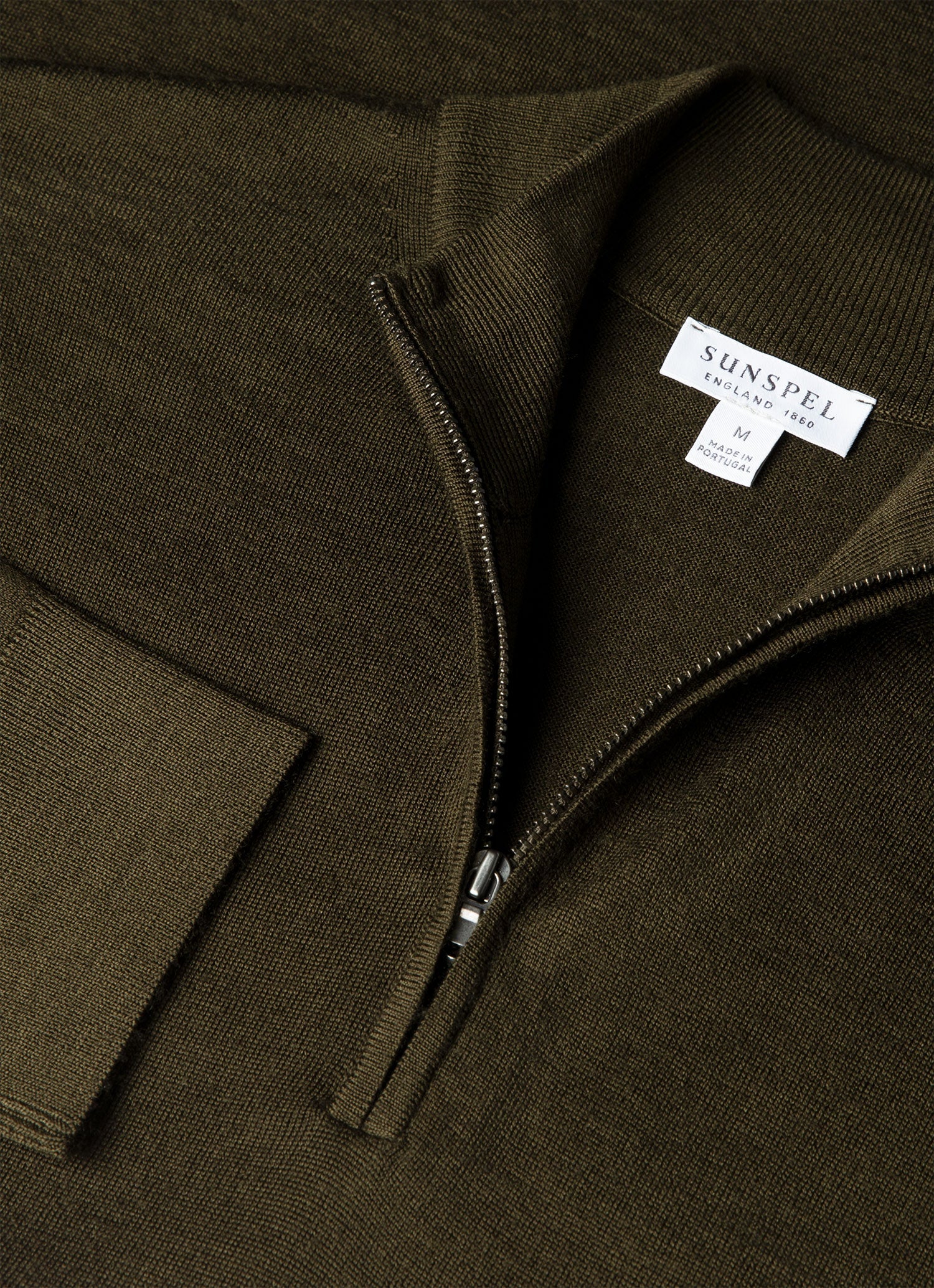 Men's Extra-Fine Merino Half Zip Jumper in Loden Green