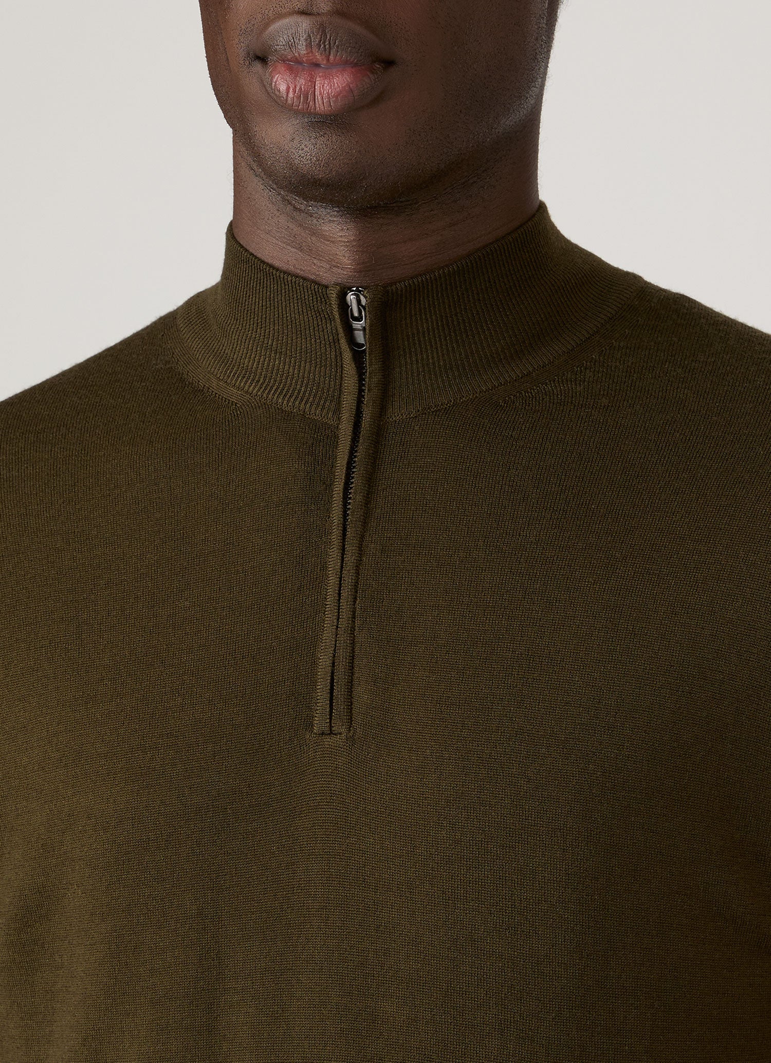 Men's Extra-Fine Merino Half Zip Jumper in Loden Green