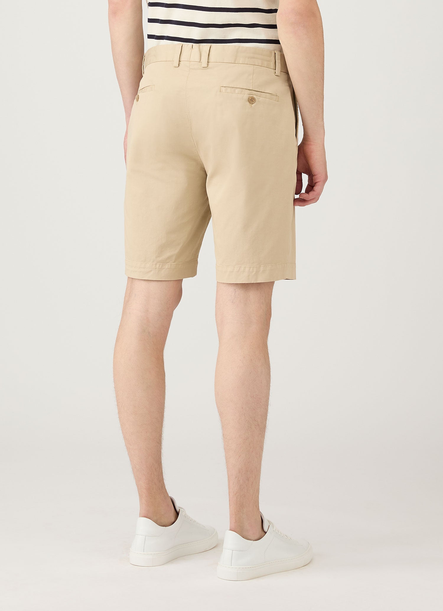 Men's Chino Shorts in Light Stone