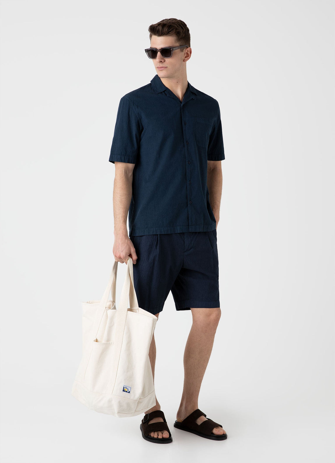 Men's Seersucker Camp Collar Shirt in Navy | Sunspel