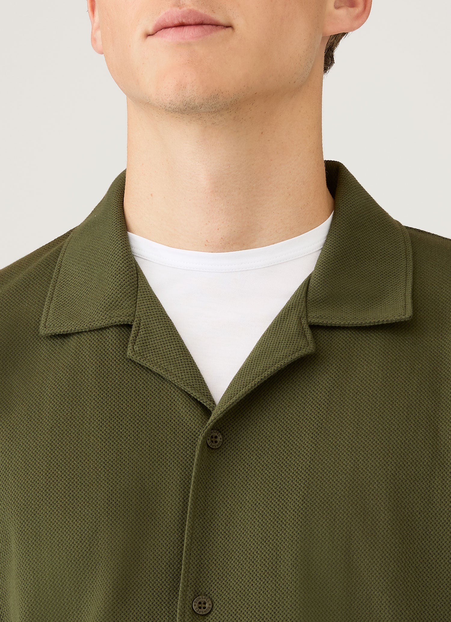 Men's Riviera Camp Collar Shirt in Deep Olive