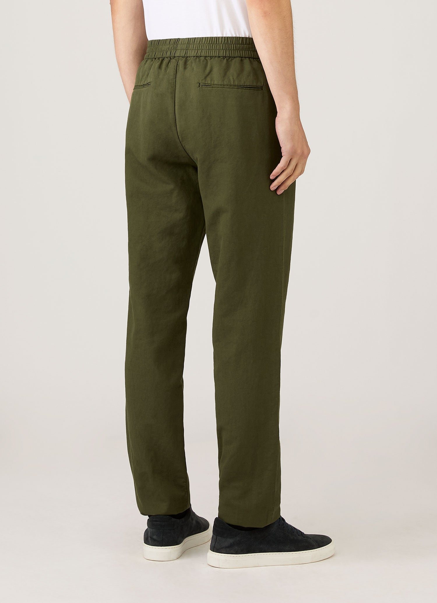 Men's Cotton Linen Drawstring Trouser in Deep Olive