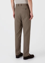 Men's Cotton Raffia Pleat Trouser in Dark Stone