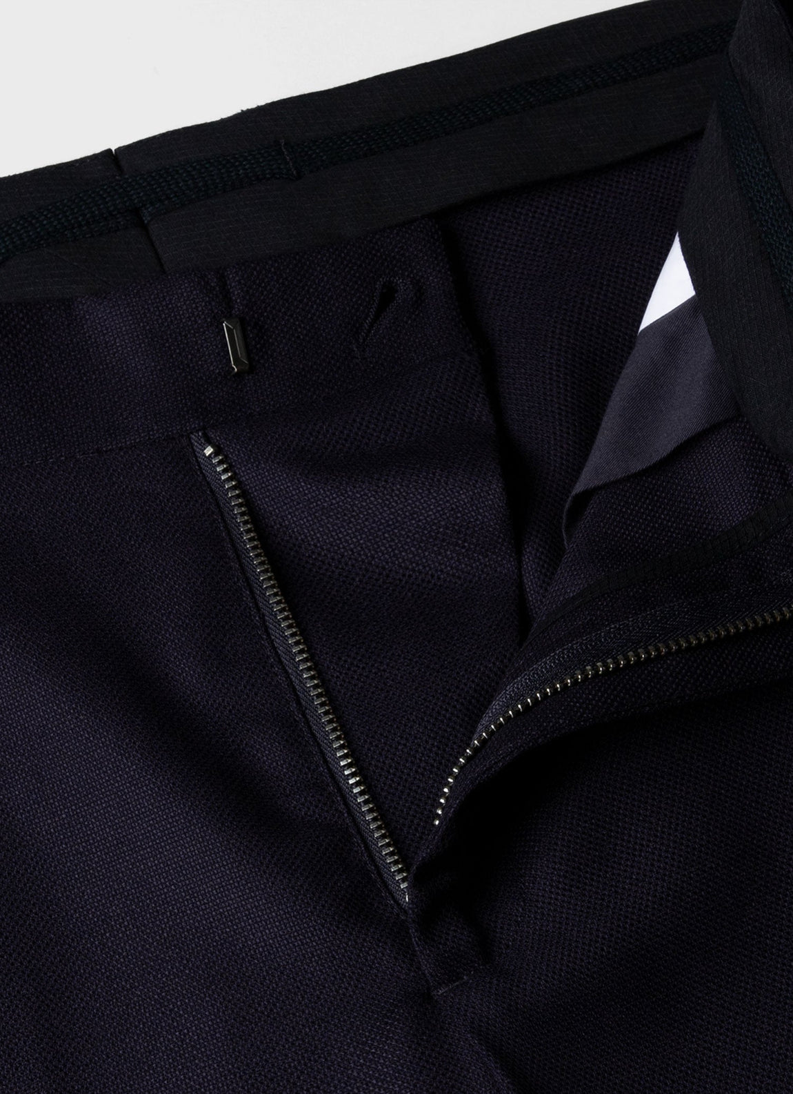 Men's Lightweight Travel Wool Trouser in Navy