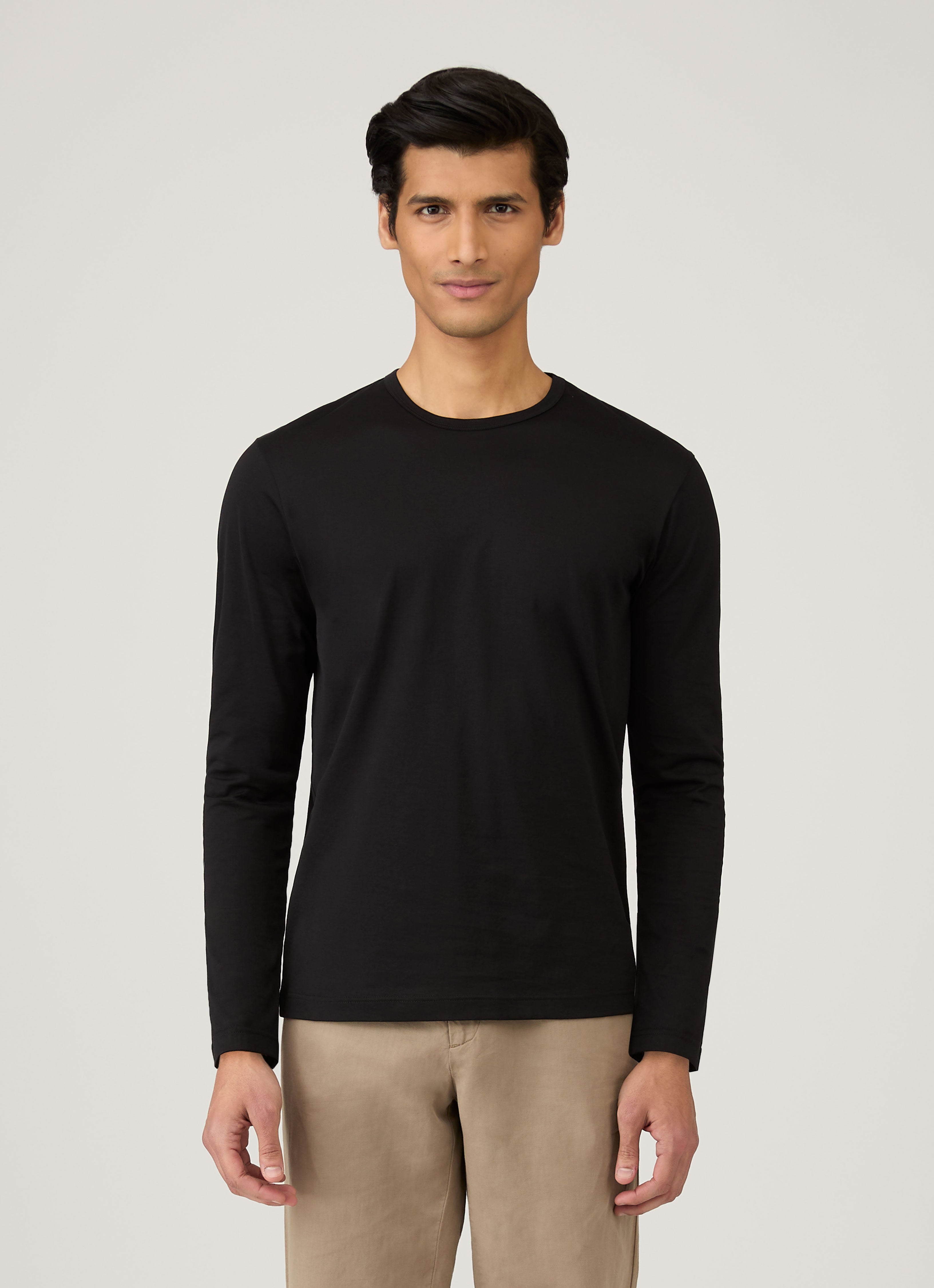 Men's Long Sleeve Classic T-shirt in Black | Sunspel