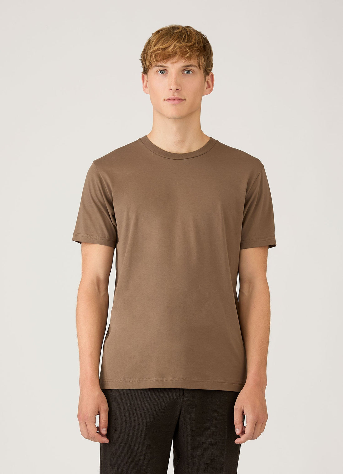 Men's Riviera Midweight T-shirt in Dark Cedar
