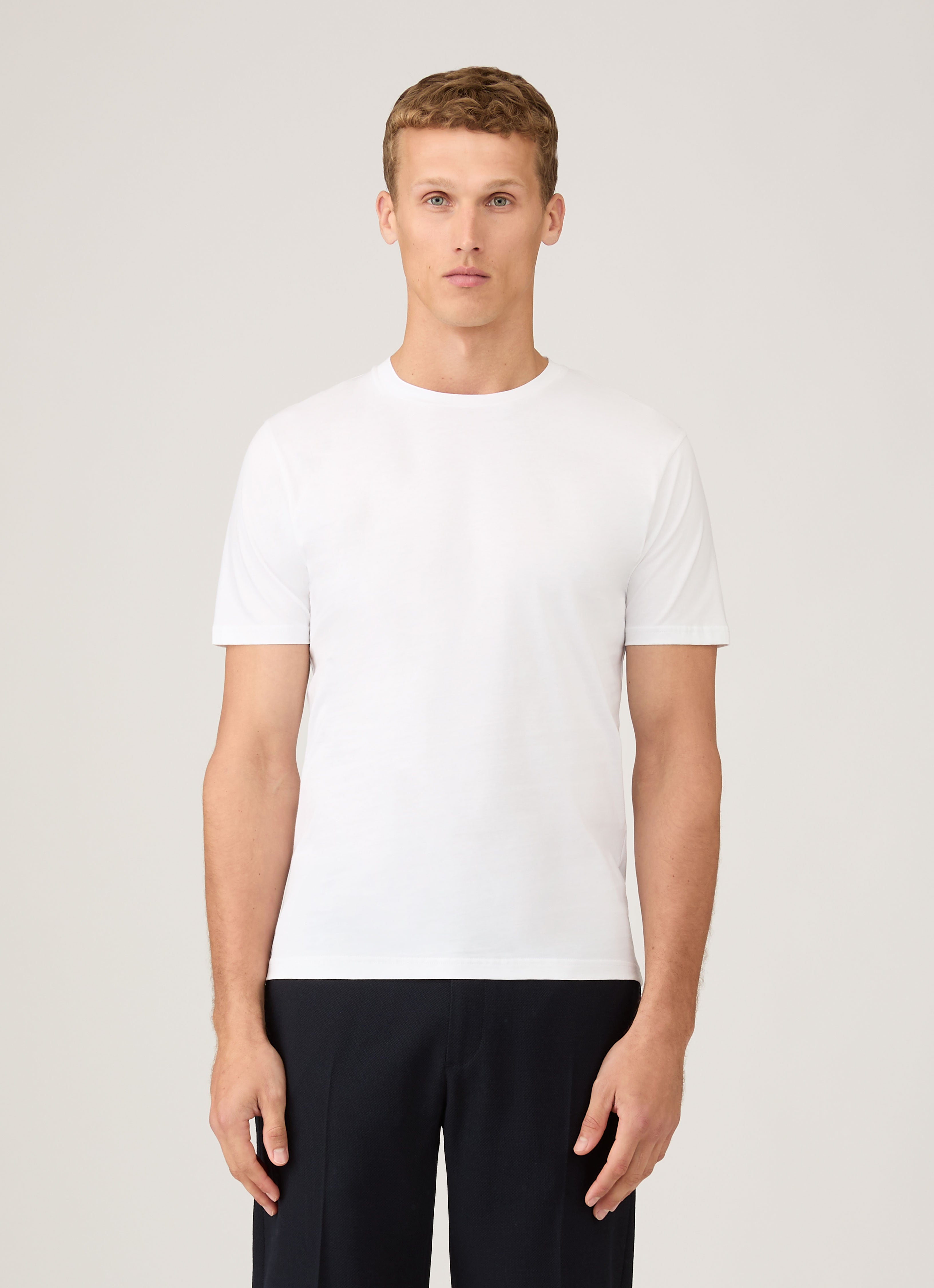 【ホワイト（10）】PHILIPPINE RELAXED FIT SS TEE GRAPHIC RELAXED TEE | Men | OYSTER WHITE | Short Sleeve Shirts