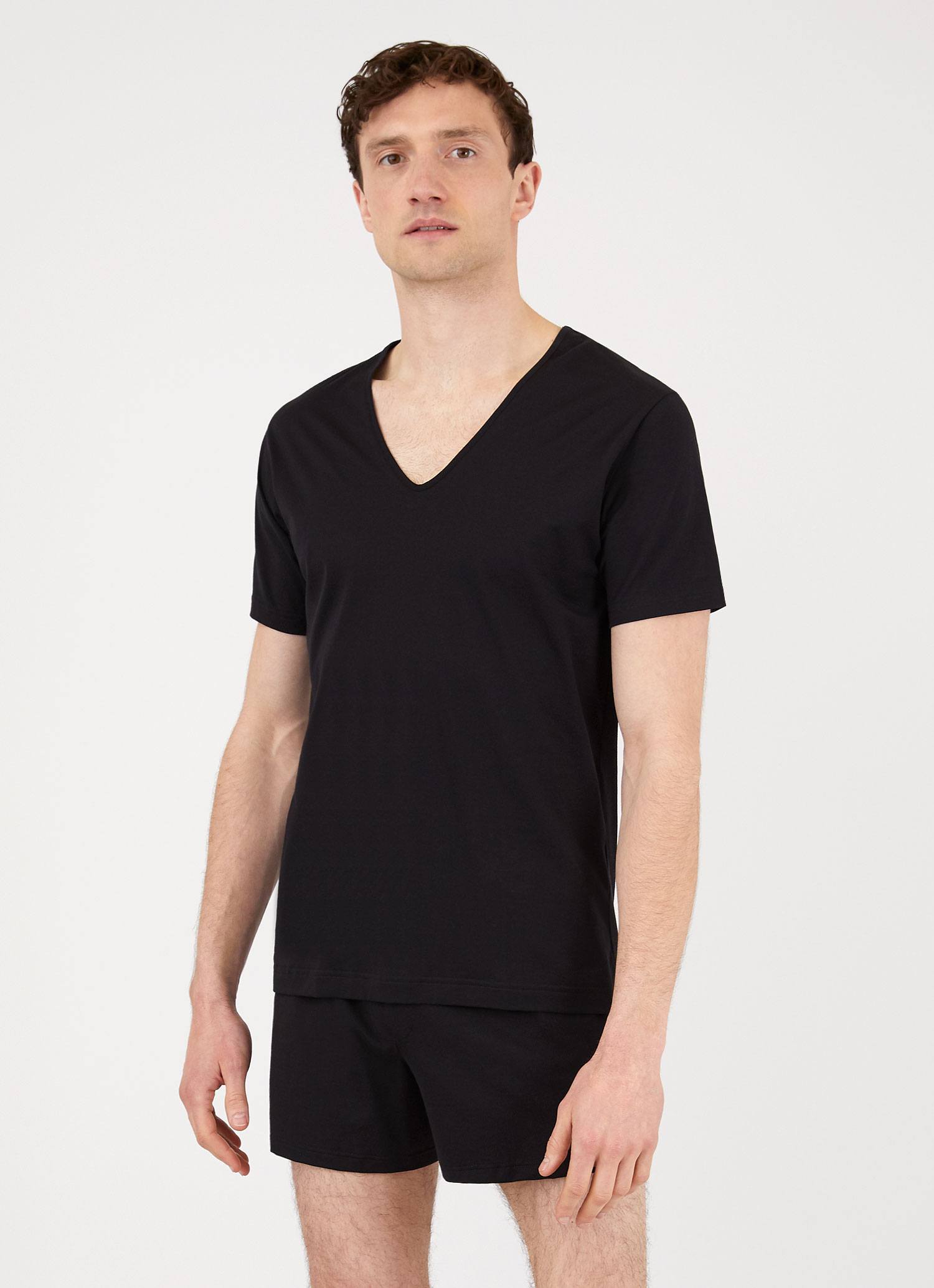 Men's Superfine Cotton V-Neck Underwear T-shirt in Black