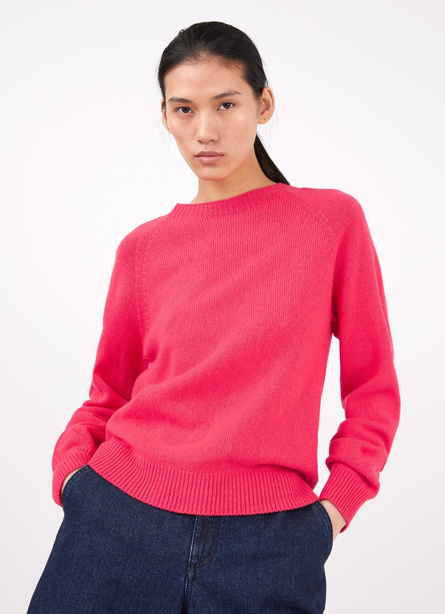 Women's Lambswool Crew Neck Jumper in Bright Pink