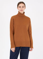 Women's Relaxed Roll Neck Jumper in Mushroom