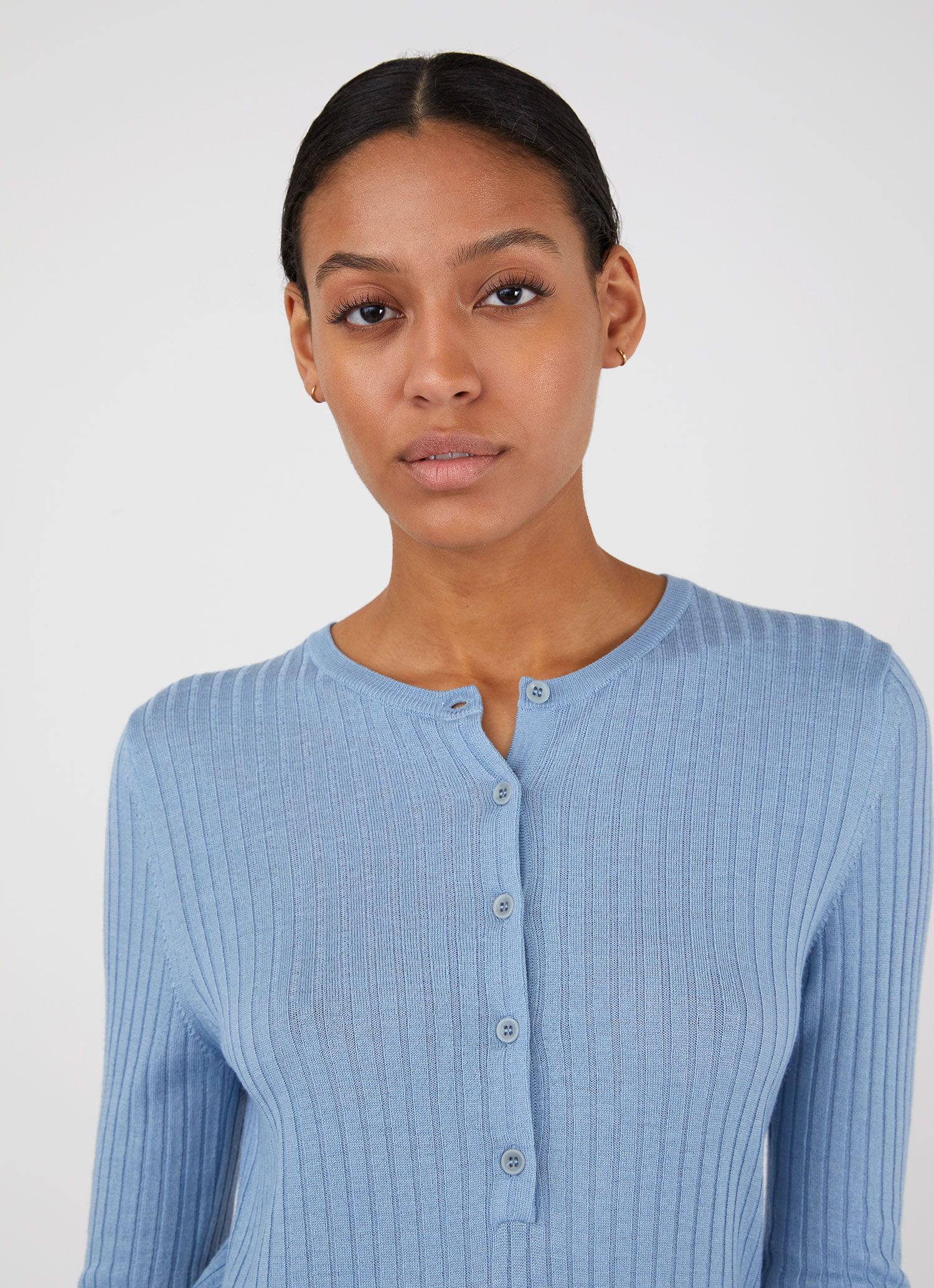 Women's Merino Silk Henley in Blue Mist