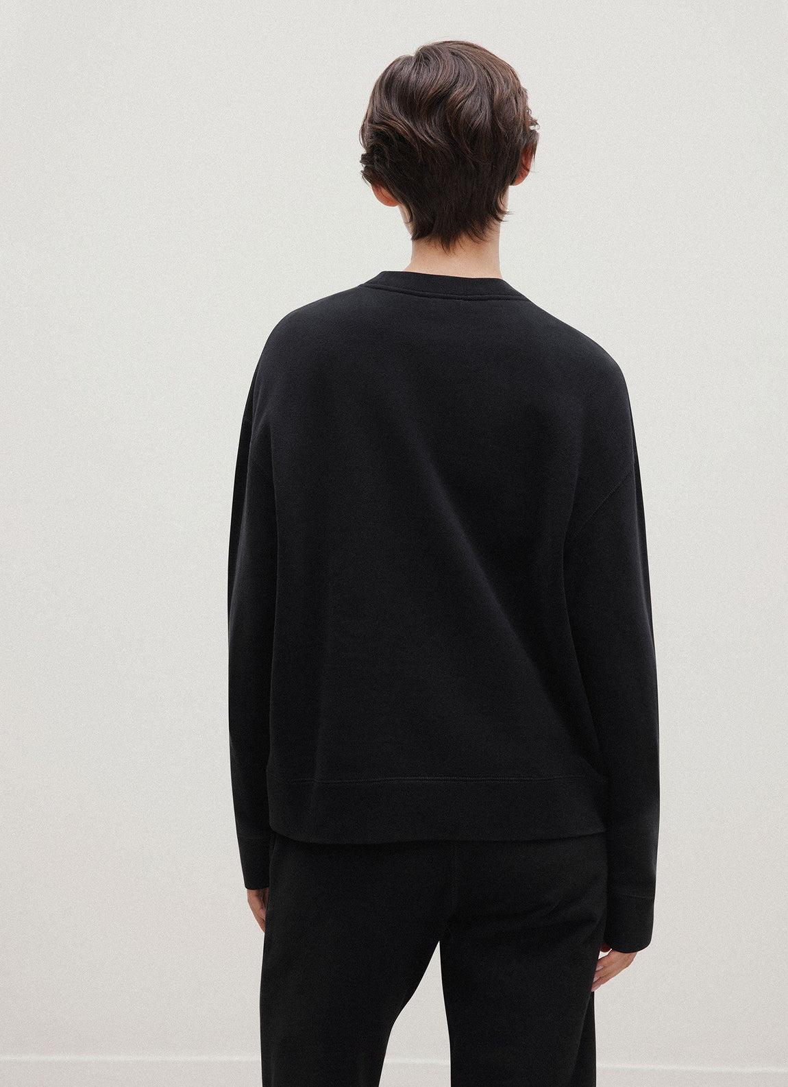 Women's Relaxed Loopback Sweatshirt in Black
