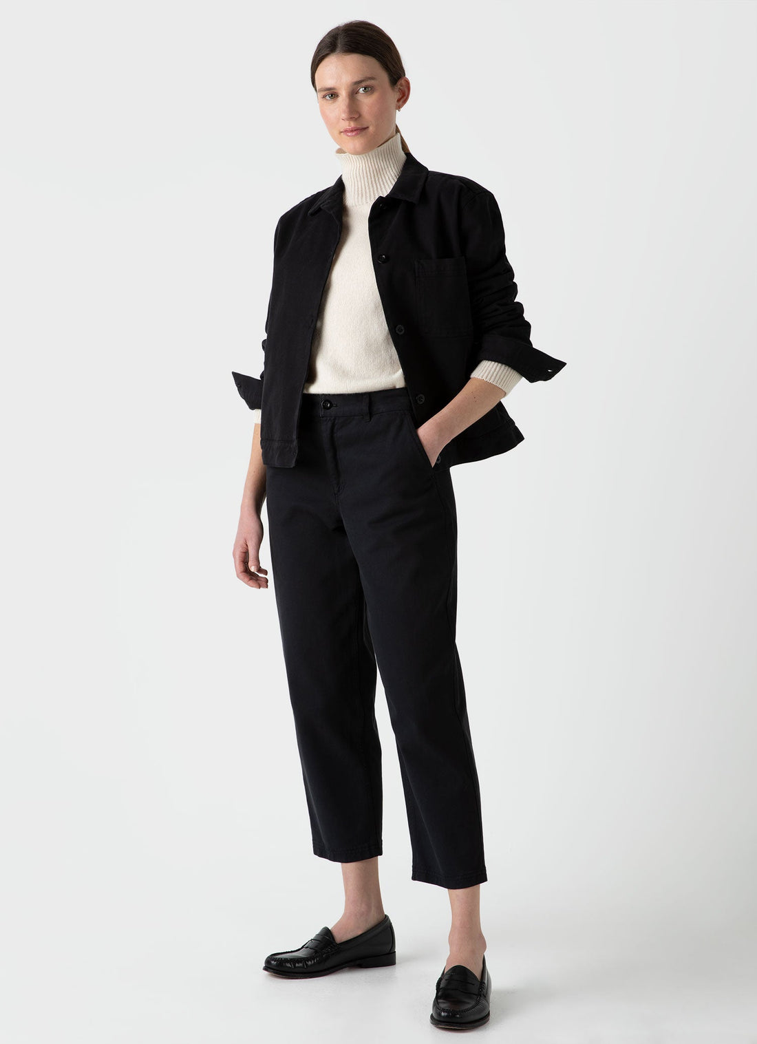 Women's Cotton Tapered Trouser in Black