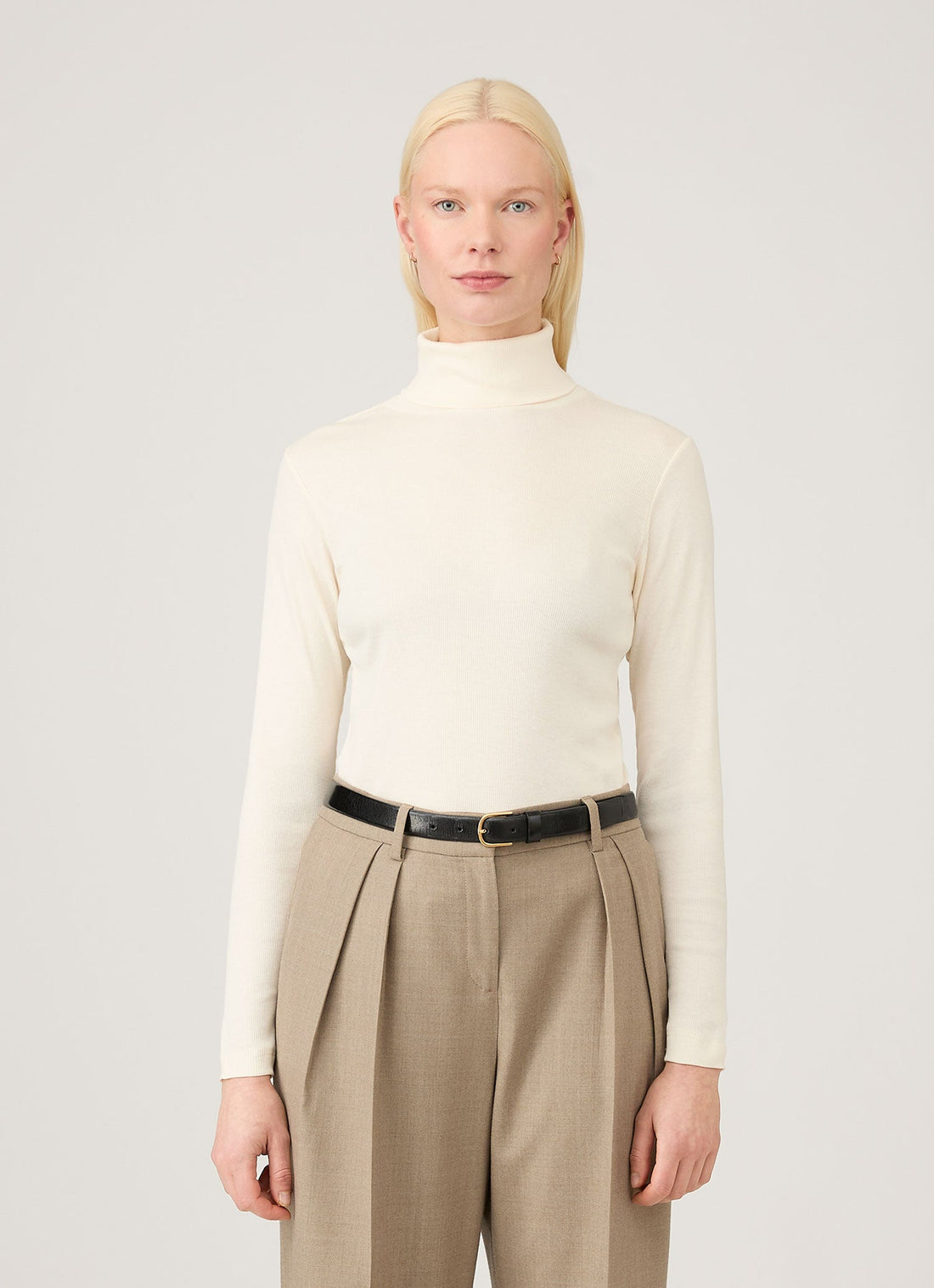 Women's Ribbbed Roll Neck in Ecru