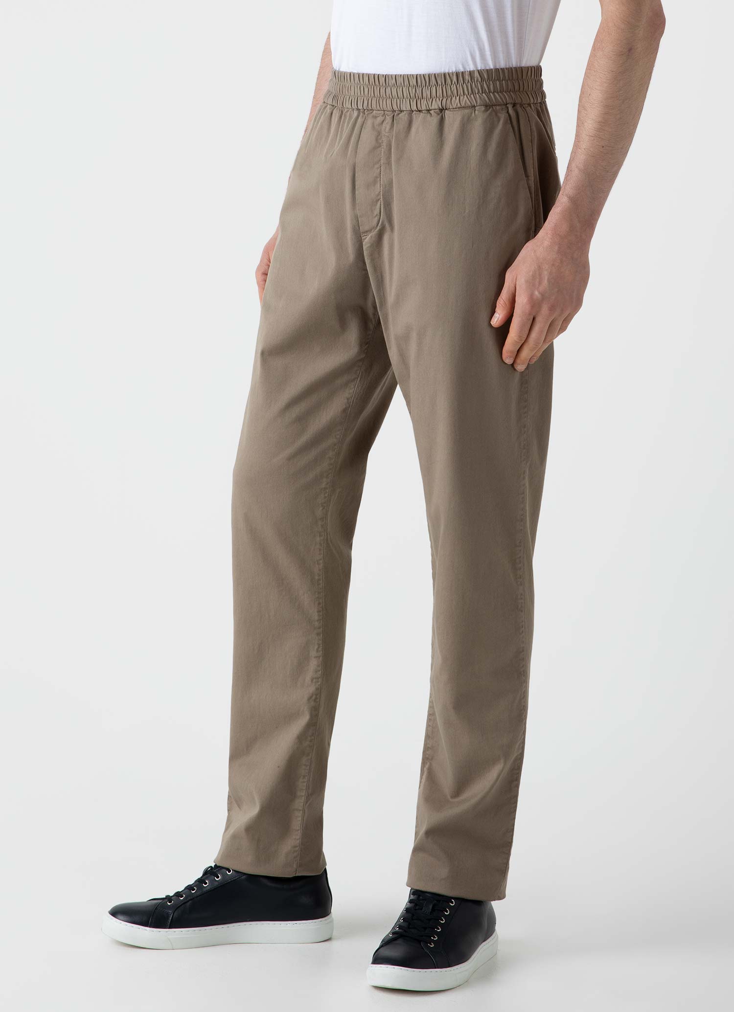 Men's Twill Drawstring Trouser in Dark Stone