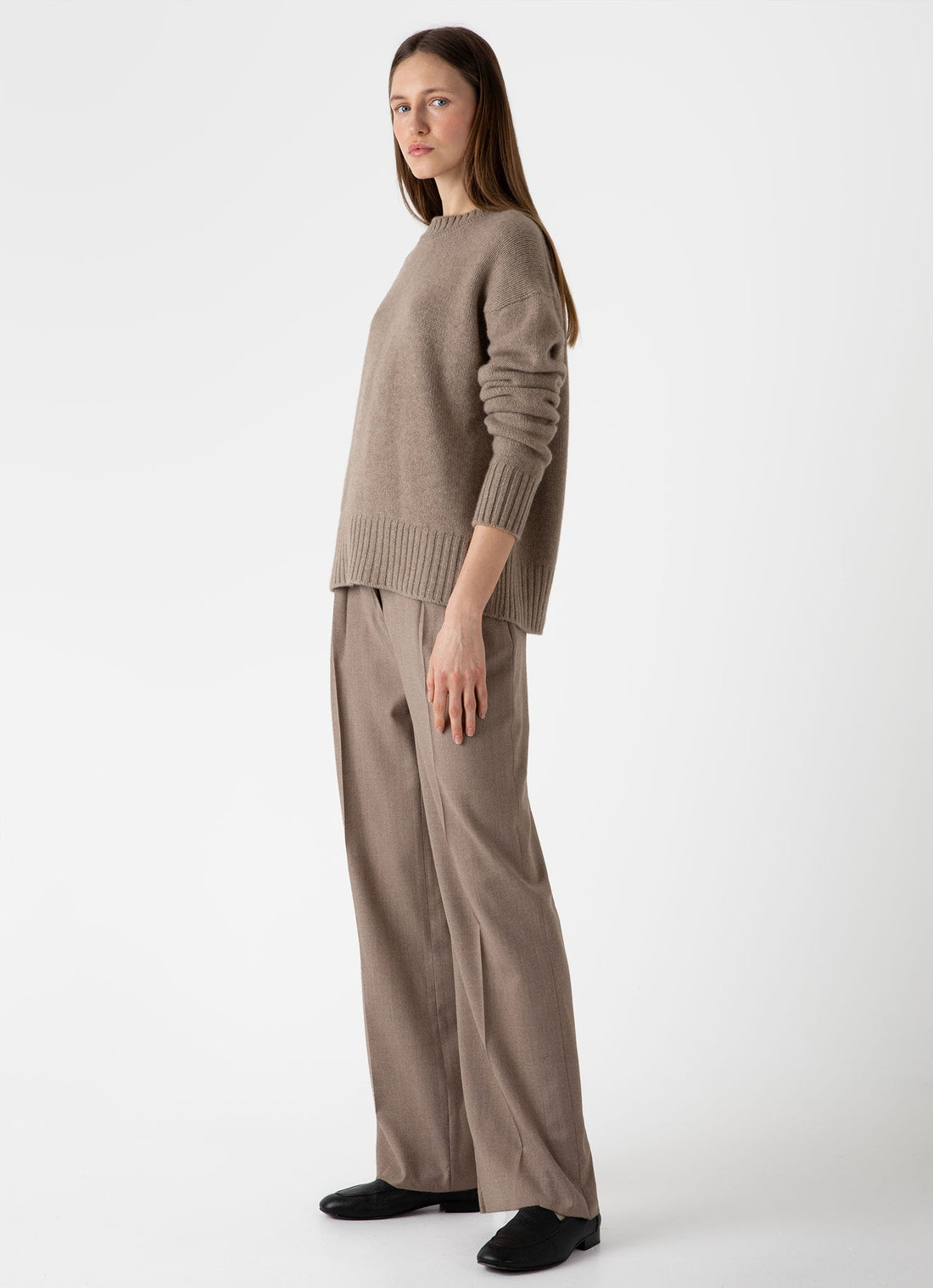 Women's Luxurious Cashmere Jumper in Natural Brown